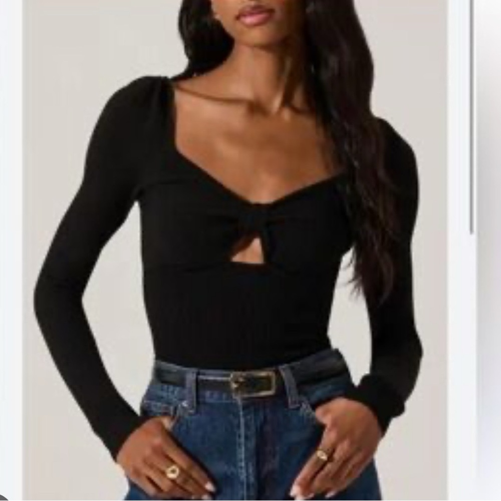 69. Astr $70 Tivoli Black Long Sleeve Top